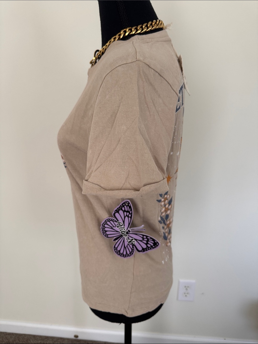 NWT Vibe N’ Women's Taupe Sunflower Graphic Tee XS - Picture 2 of 5